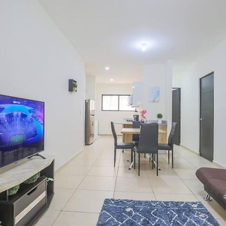 Departamento Lirios Residencial Para 5 Alberca Cancún Exterior foto